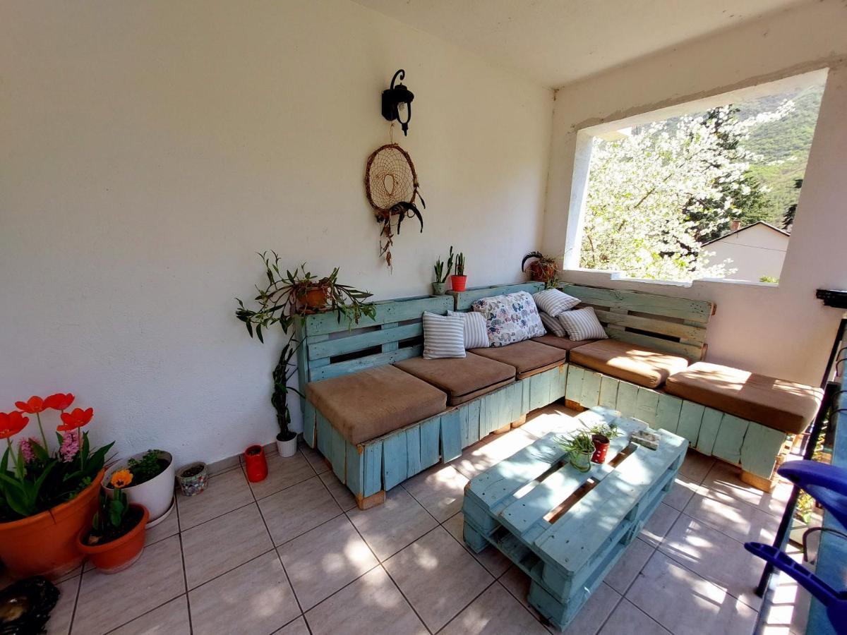 Impeccable Apartment With View In Dolna Matka 스코페 외부 사진